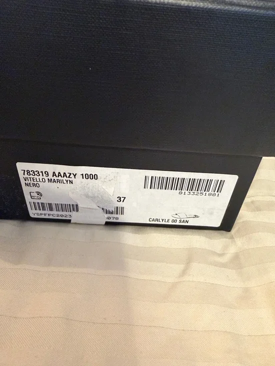 Saint Laurent Carlyle 00 Black Flat Sandals Sz 37 - Picture 7 of 8